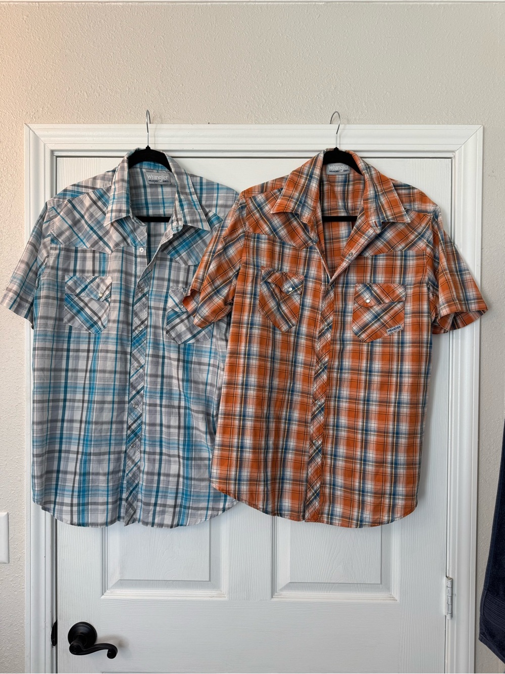 Wrangler Orange and Blue Plaid Short-Sleeve Button-Down Shirts